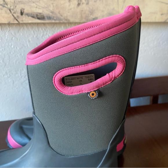 Bogs Girls K Classic Matte Boots - Picture 4 of 9
